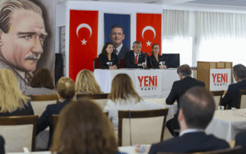 Yeni Parti belediye başkanları